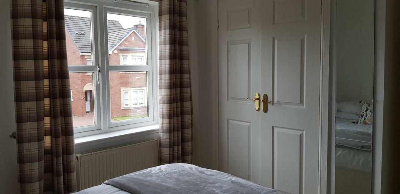 Home2home Meadow Close * East Kilbride